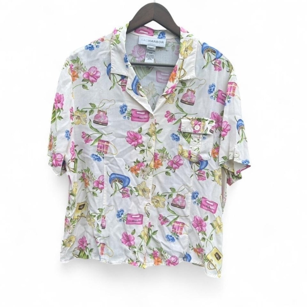 Retro floral button up shirt with purse design by design SagHarbor size xl
